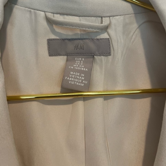 H&M Women’s Fitted Blazer Tan Size Small - Picture 4 of 7